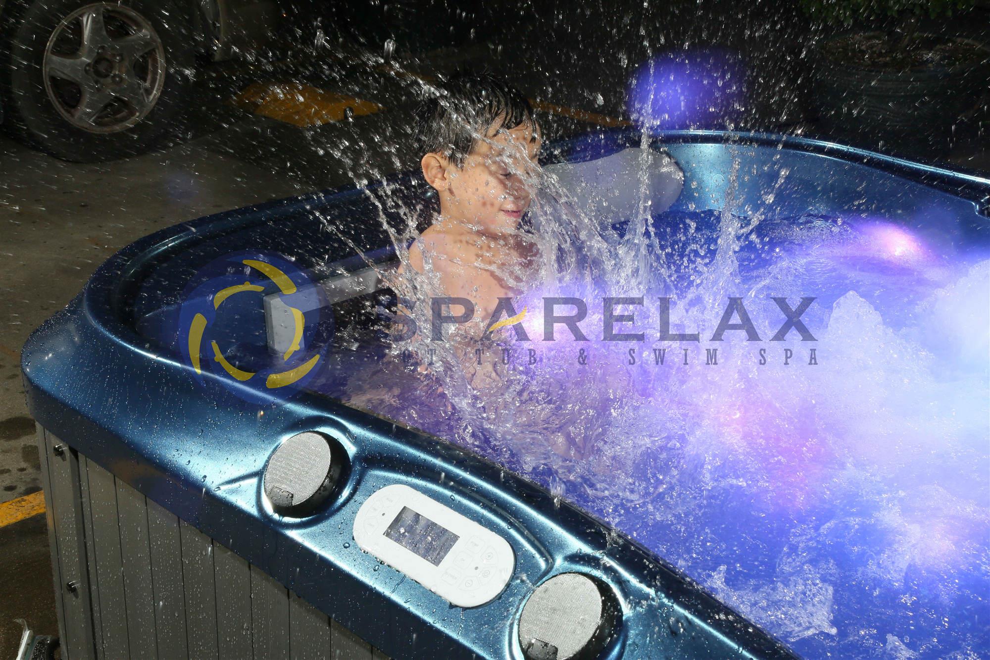 happy day with hot tub (2)